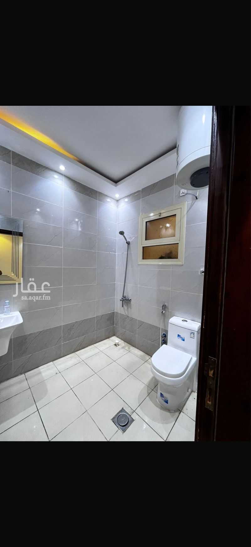 3 bedroom apartment in King Fahd, Madinah 8