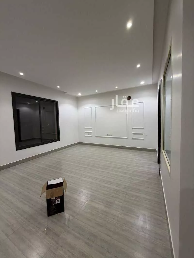 8 bedroom villa in Al Aridh, Riyadh 14