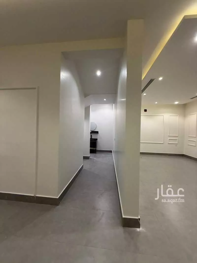 8 bedroom villa in Al Aridh, Riyadh 8