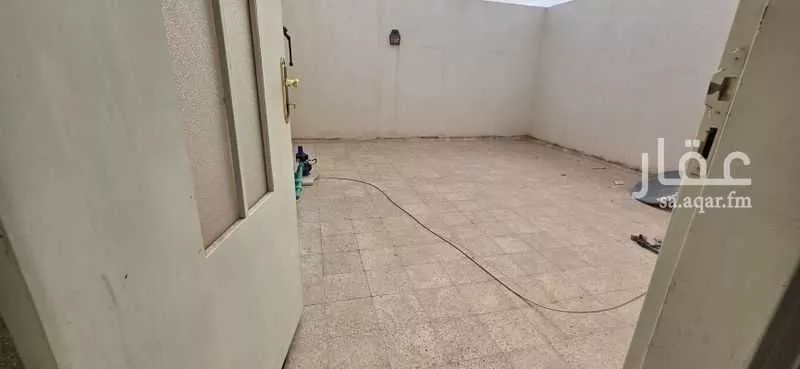 3 bedroom villa in Al Rabwa 5