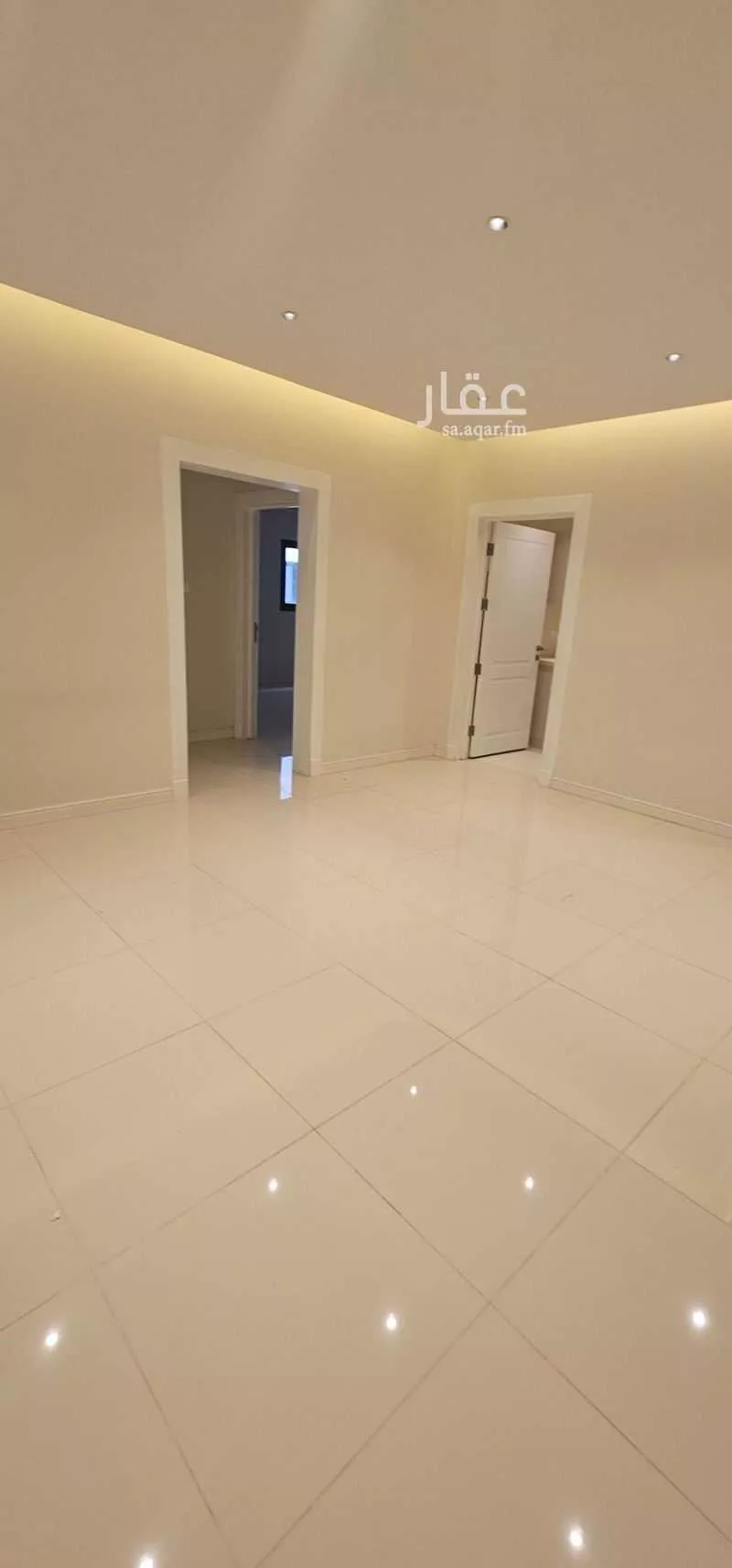 3 bedroom apartment in Al Rabwa, Riyadh 4