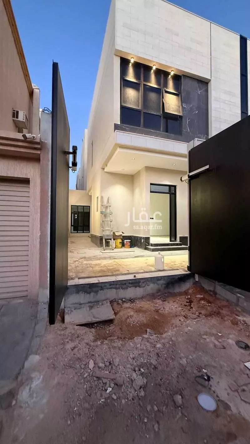 5 bedroom villa in King Faisal 2