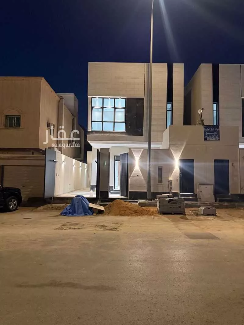 5 bedroom villa in King Faisal 4