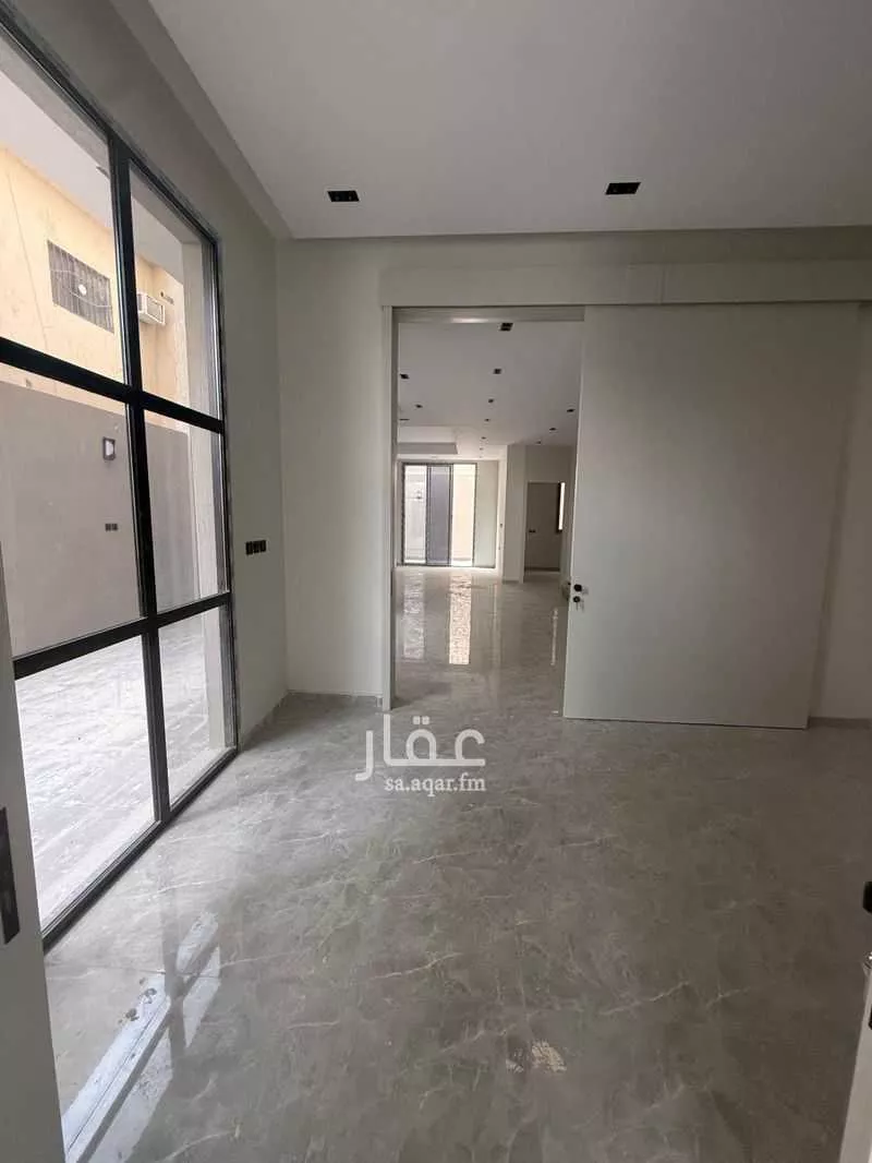 5 bedroom villa in King Faisal, Riyadh 9