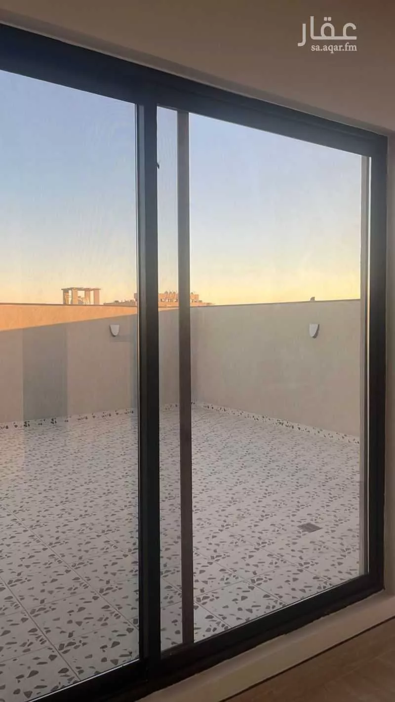 فيلا 7 غرف في المهدية 5