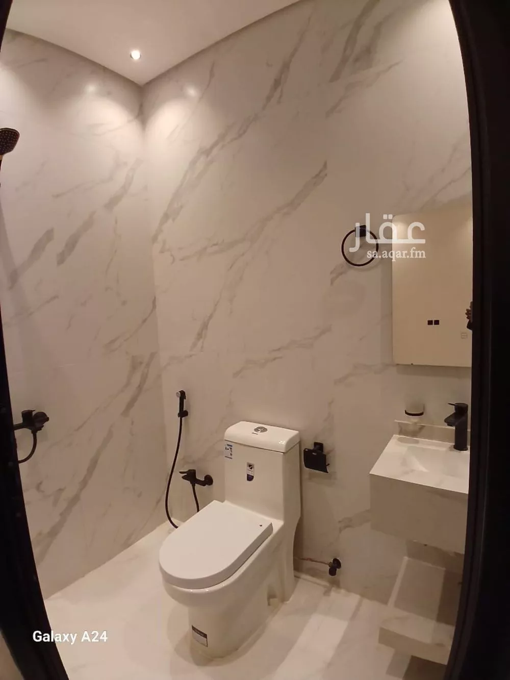 2 bedroom apartment in Dhahrat Laban 1