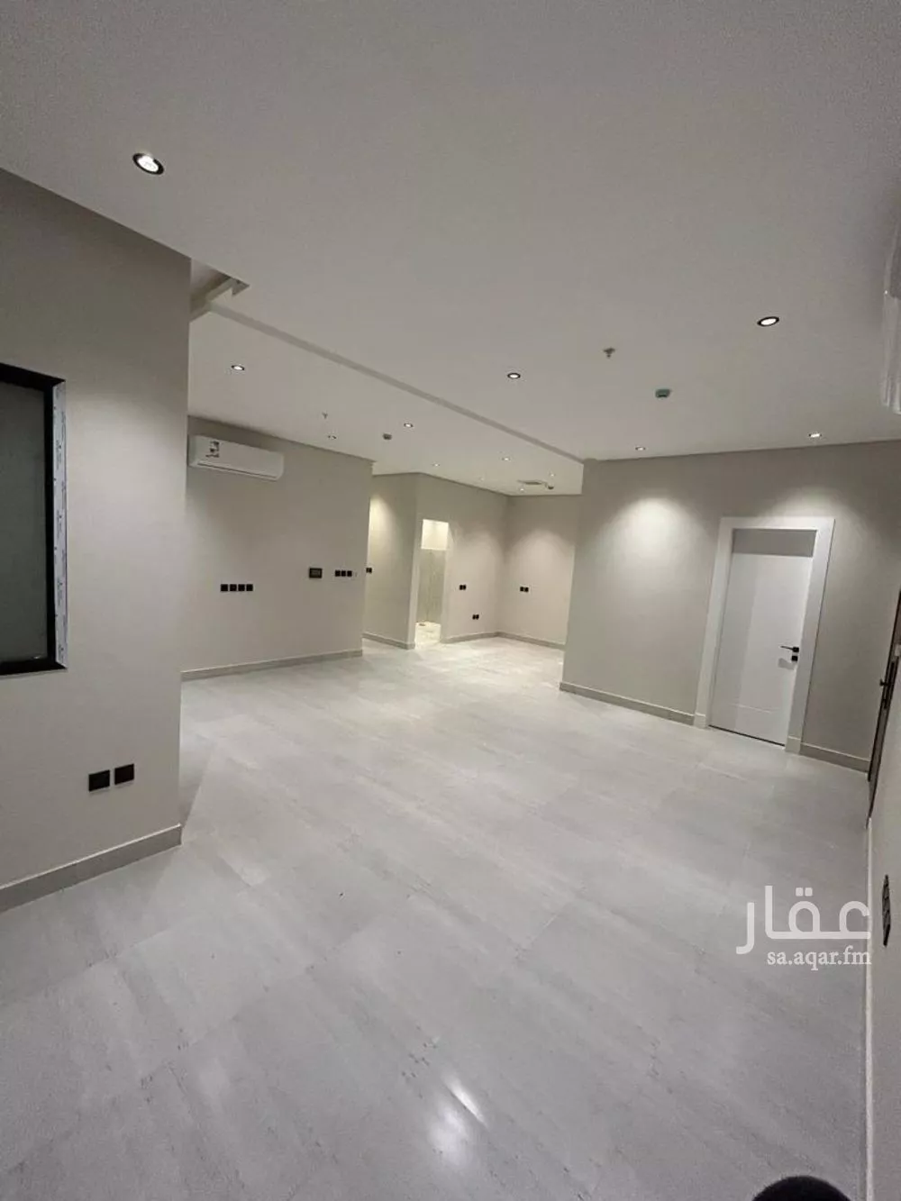 شقة 6 غرف في النرجس 4