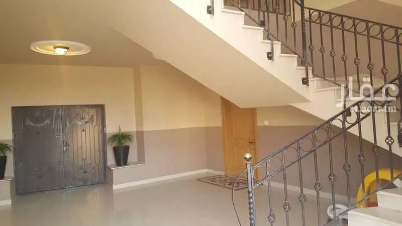 978 sqm building in Al Basateen 4