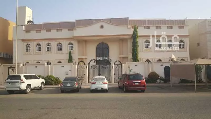 978 sqm building in Al Basateen 1