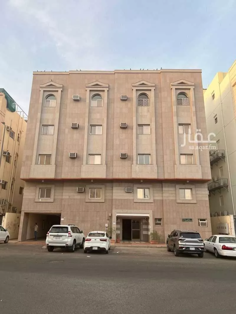 عمارة 568 م² في الخالدية