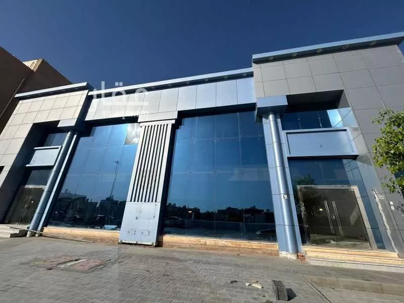 محل 358 م² في الاسكان 2