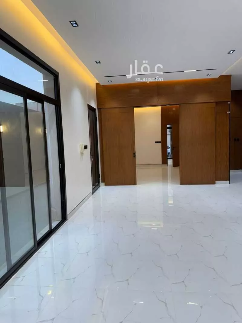 فيلا 4 غرف في الخليج 4