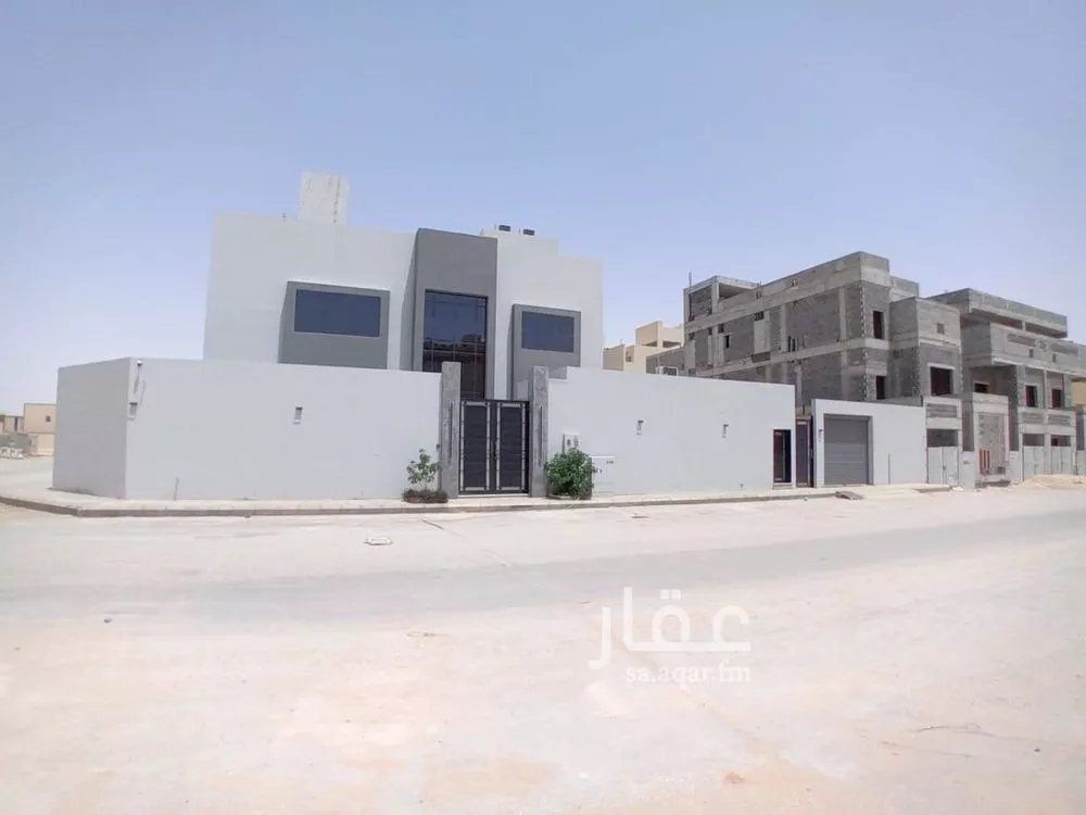 فيلا 8 غرف في النرجس 3