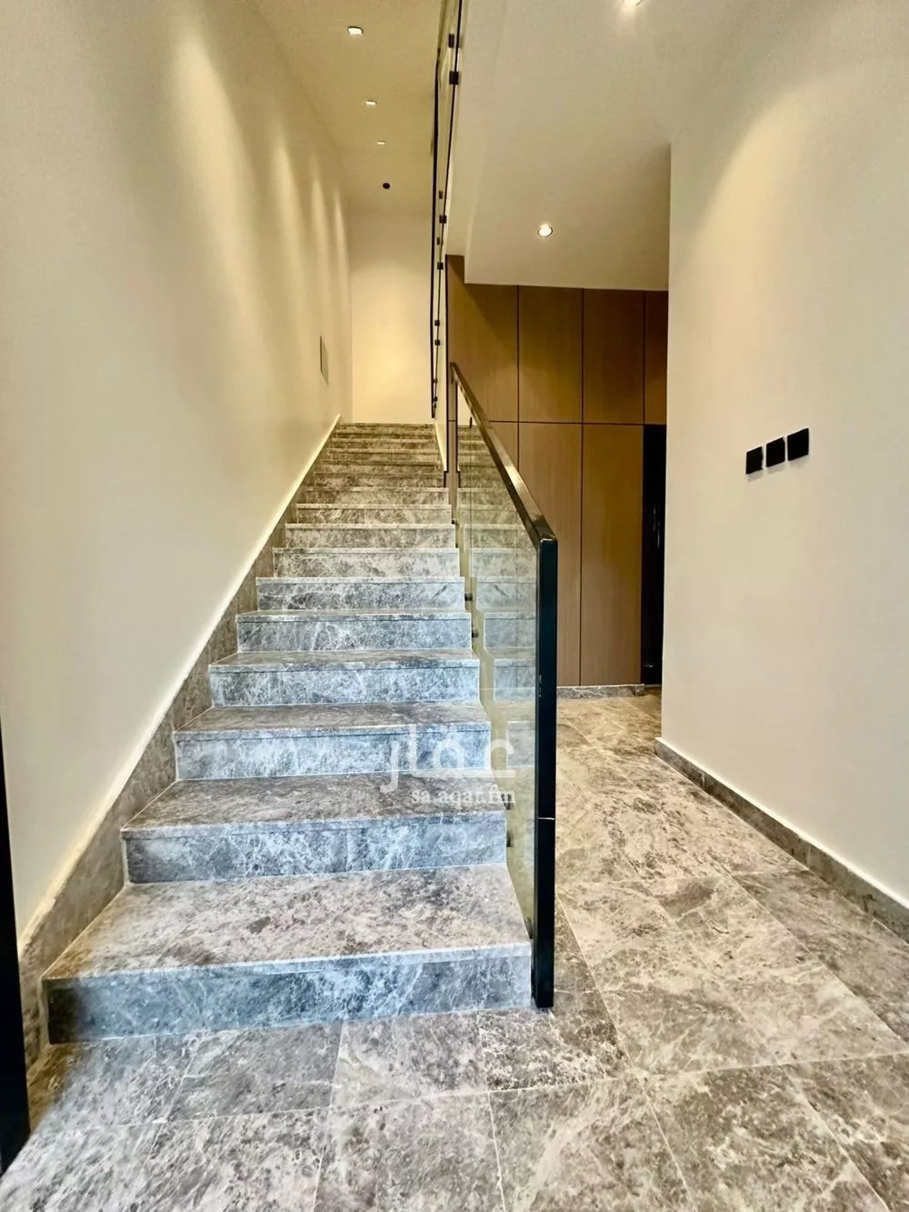 دور 3 غرف في النرجس 3