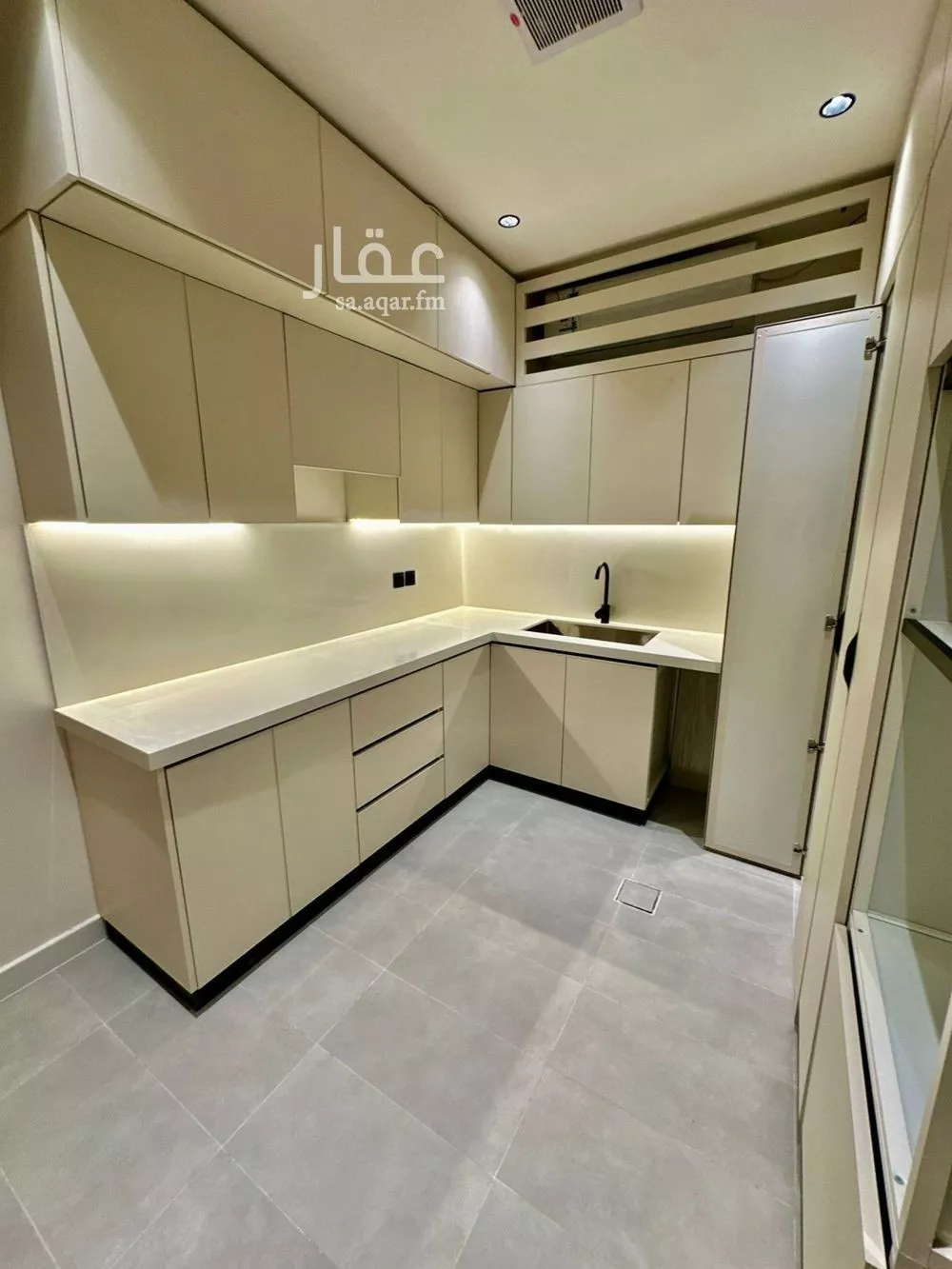 3 bedroom floor in Al Narjis 3