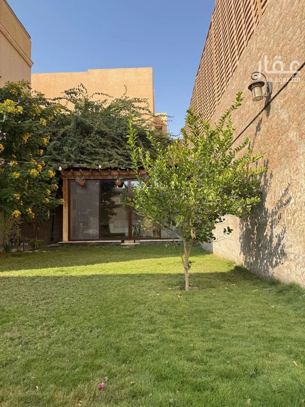 فيلا 6 غرف في الياسمين 2