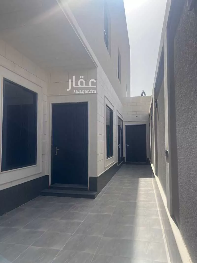 4 bedroom floor in Al Safa 3