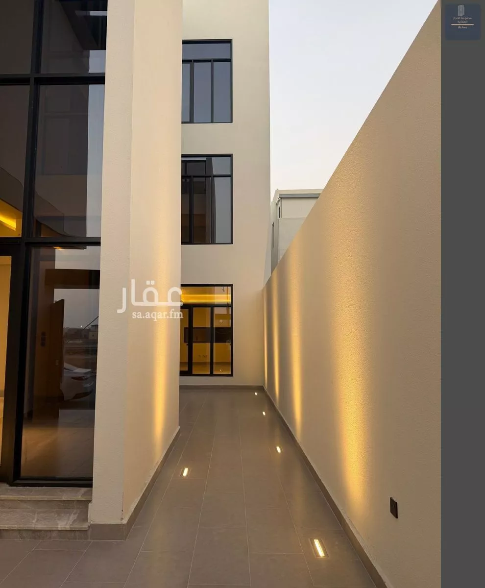 فيلا 5 غرف في الياقوت 3