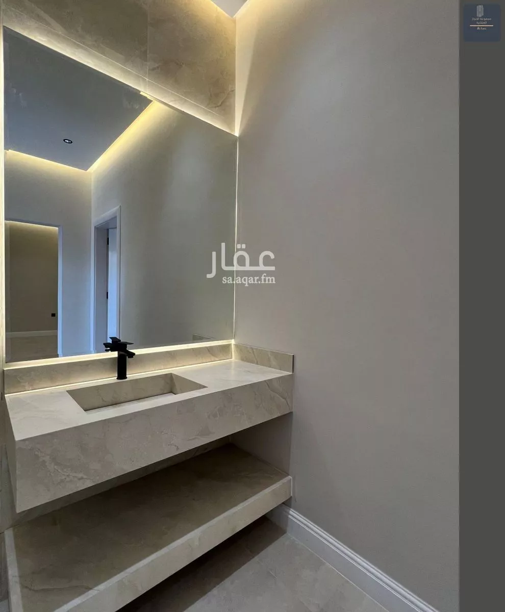 فيلا 5 غرف في الياقوت 2