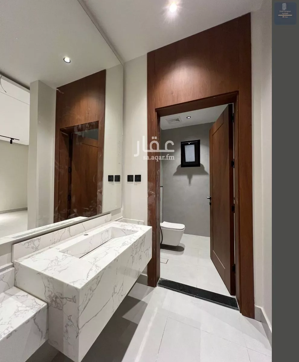 شقة 5 غرف في النزهة 4