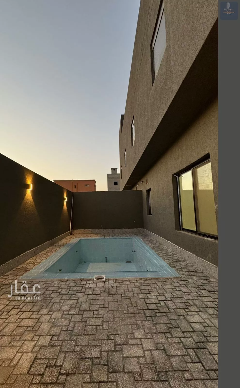 فيلا 5 غرف في الزمرد 3