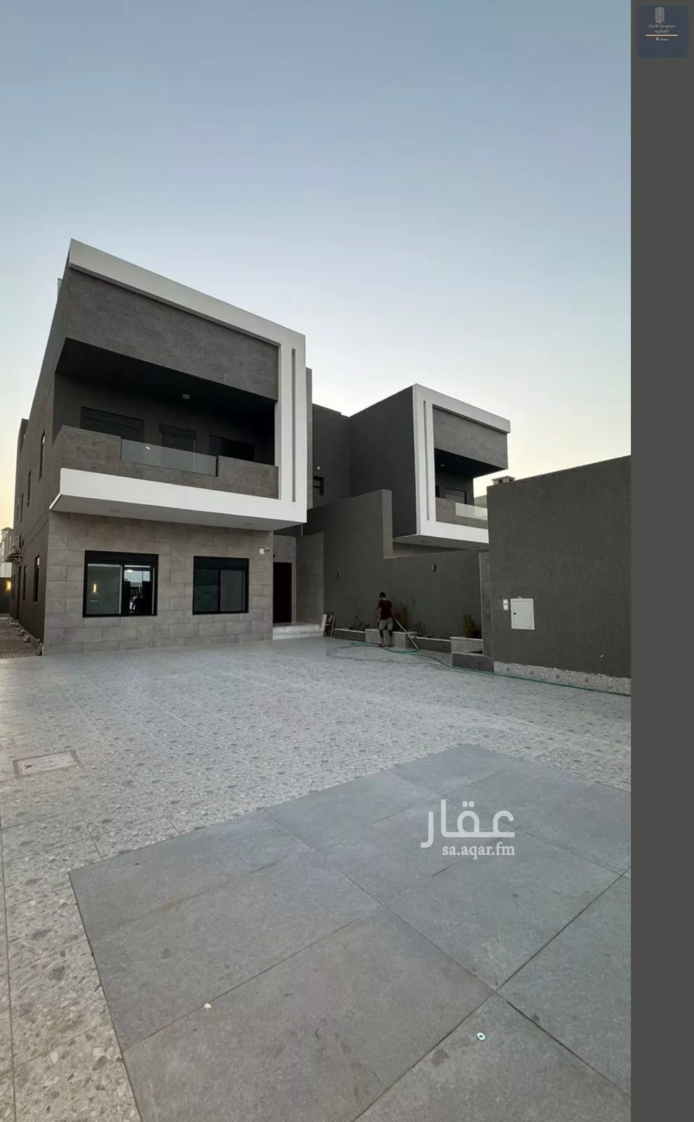 فيلا 5 غرف في الزمرد 1