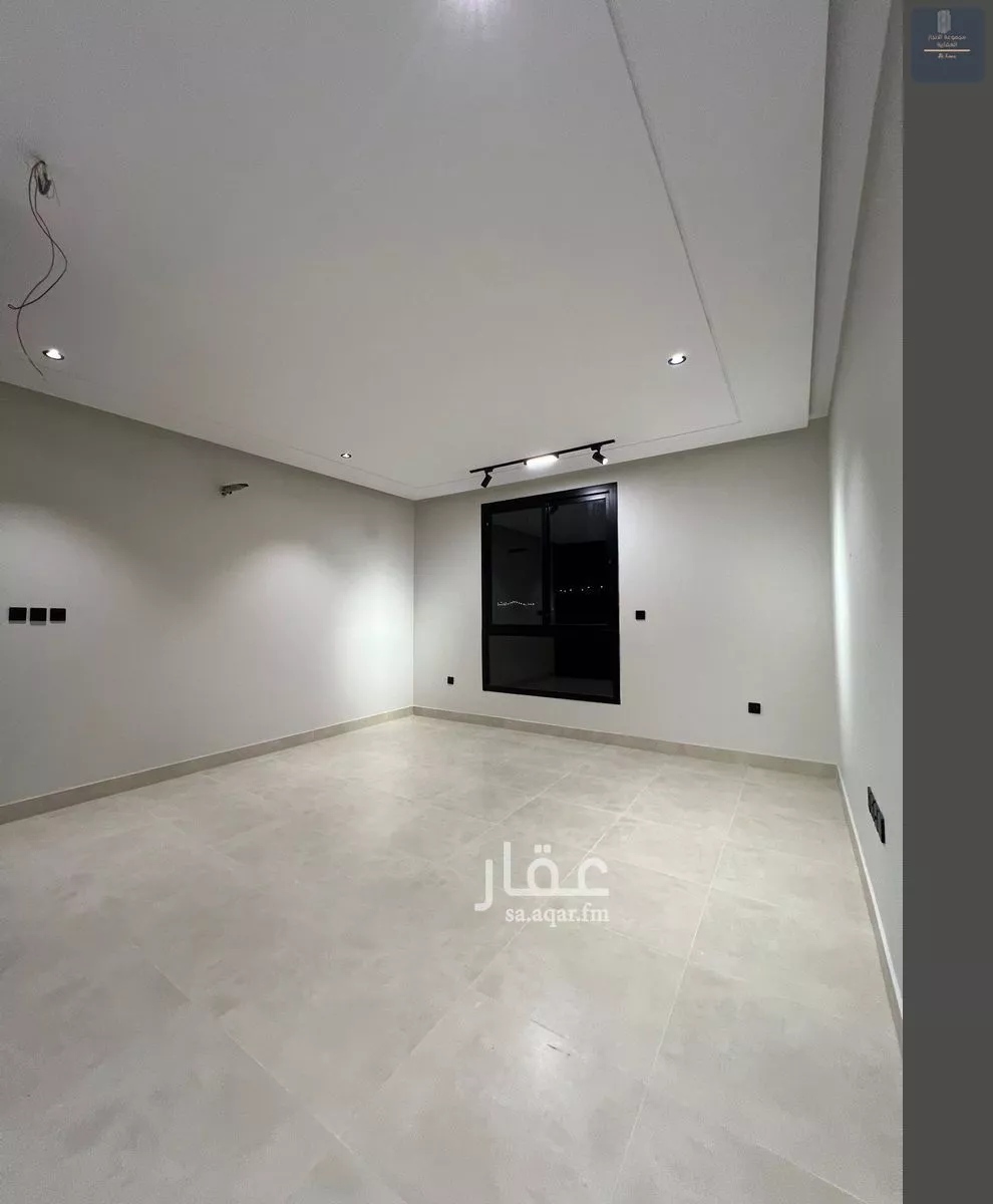 شقة 5 غرف في النزهة 4