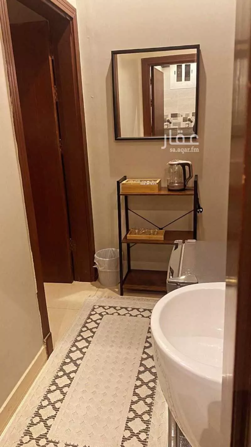 شقة 1 غرف في مريخ 4