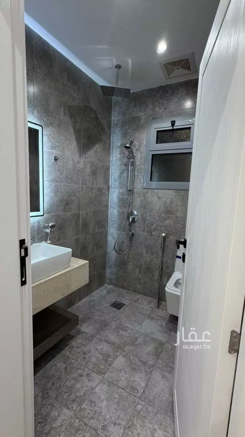 5 bedroom apartment in Al Zahra, Jeddah 6