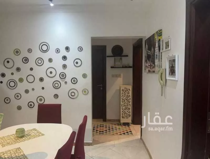 3 bedroom apartment in Al Sharafiyah, Jeddah 10