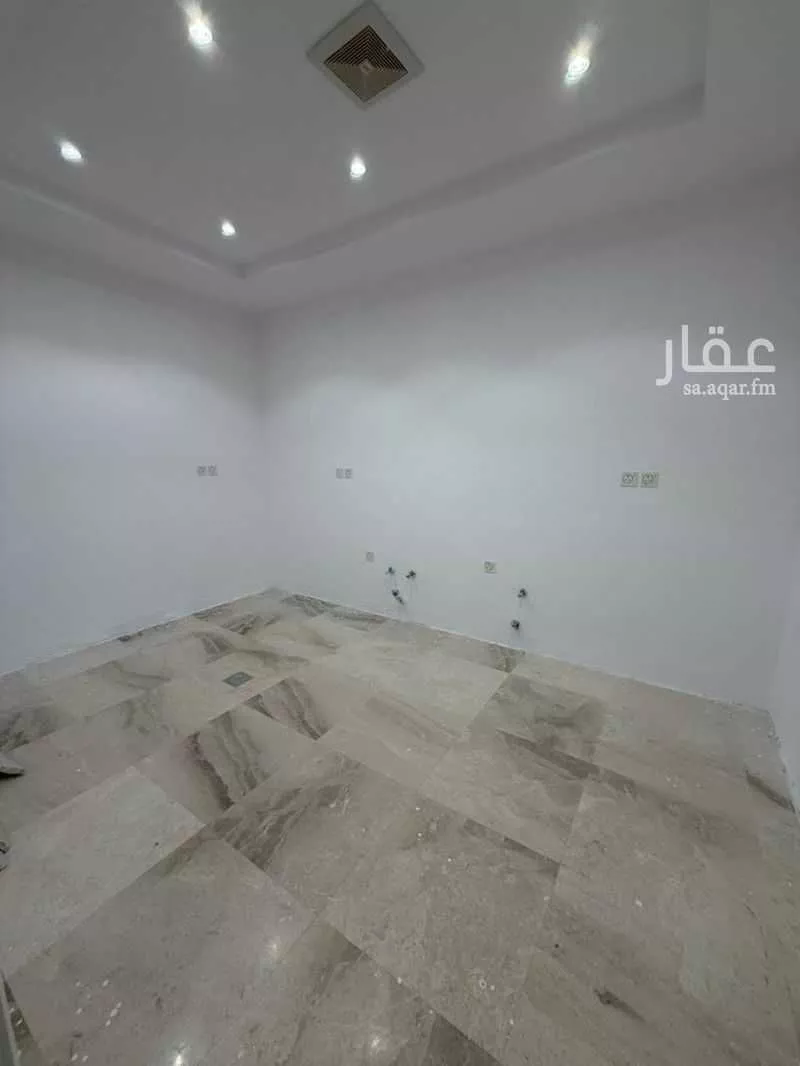 5 bedroom apartment in Al Zahra, Jeddah 9