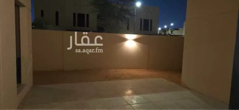 فيلا 9 غرف في المونسية 4