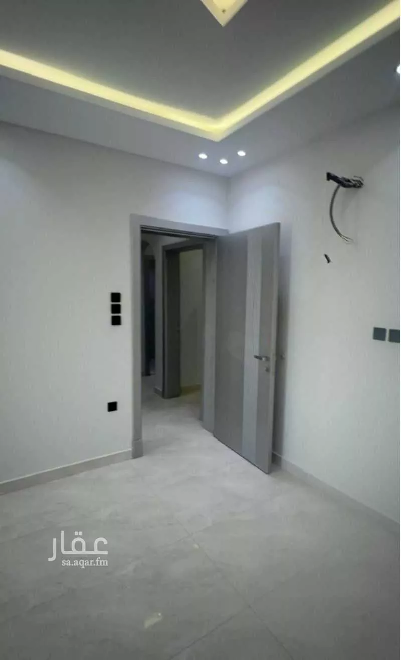 160 sqm building in Al Matar 5