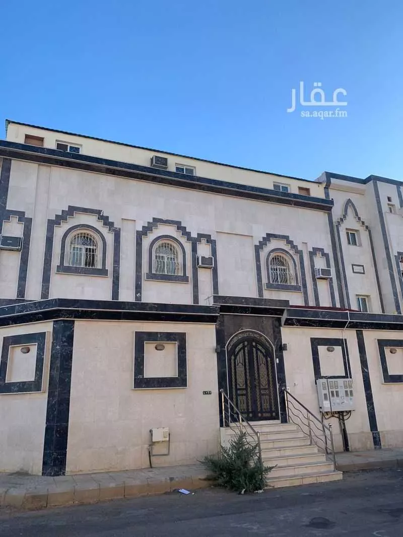 عمارة 677 م² في المبعوث