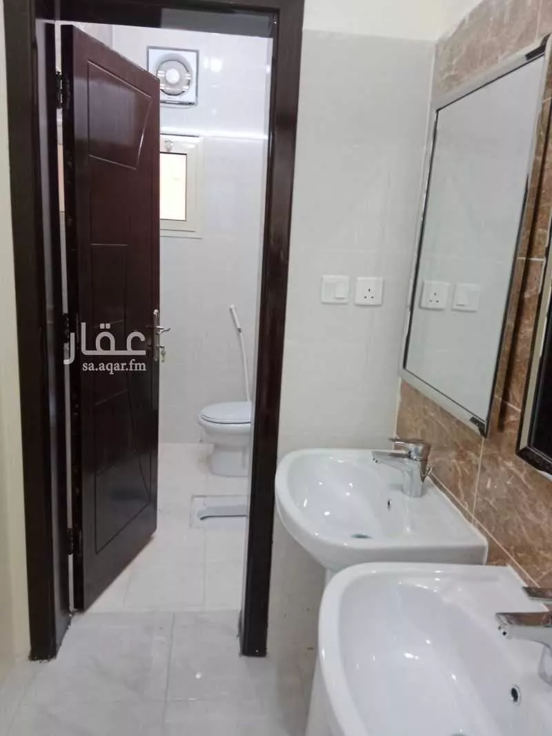 4 bedroom apartment in Abruq Ar Rughamah, Jeddah 17