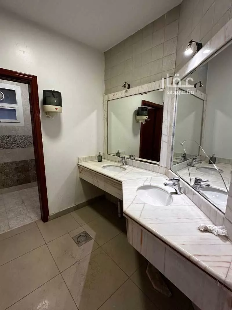 9 bedroom villa in Al Rawabi, Riyadh 8