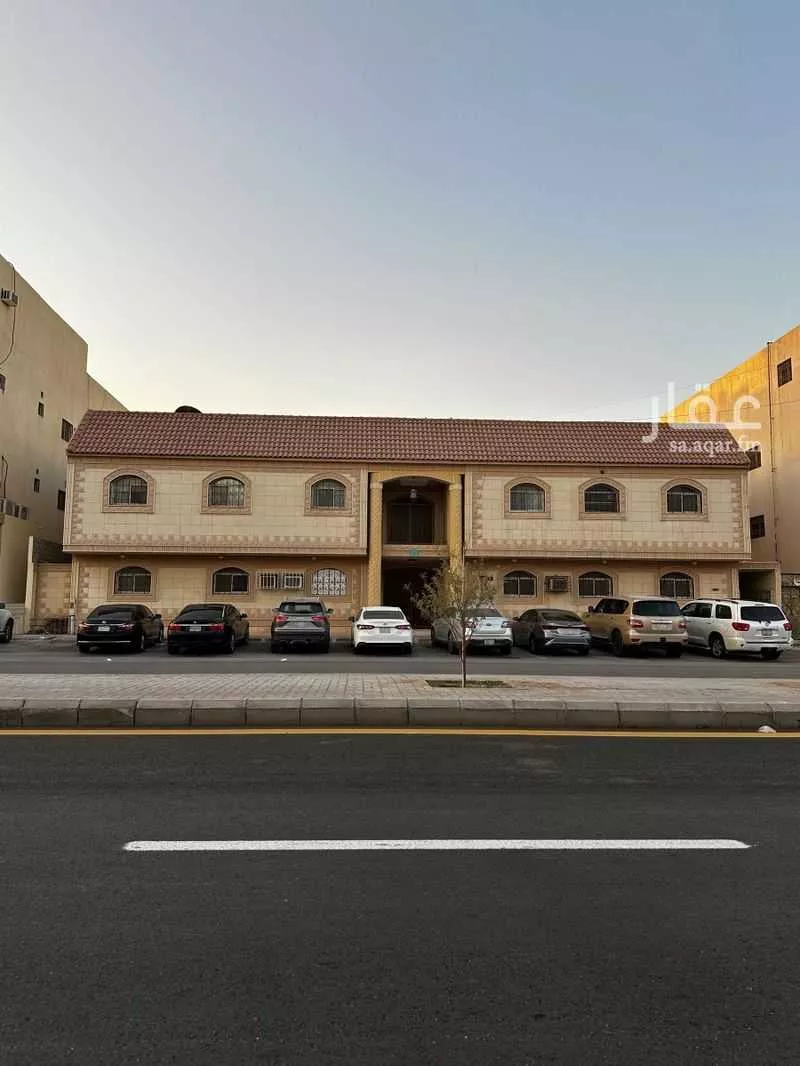 3 bedroom apartment in Al Rawabi, Riyadh 7