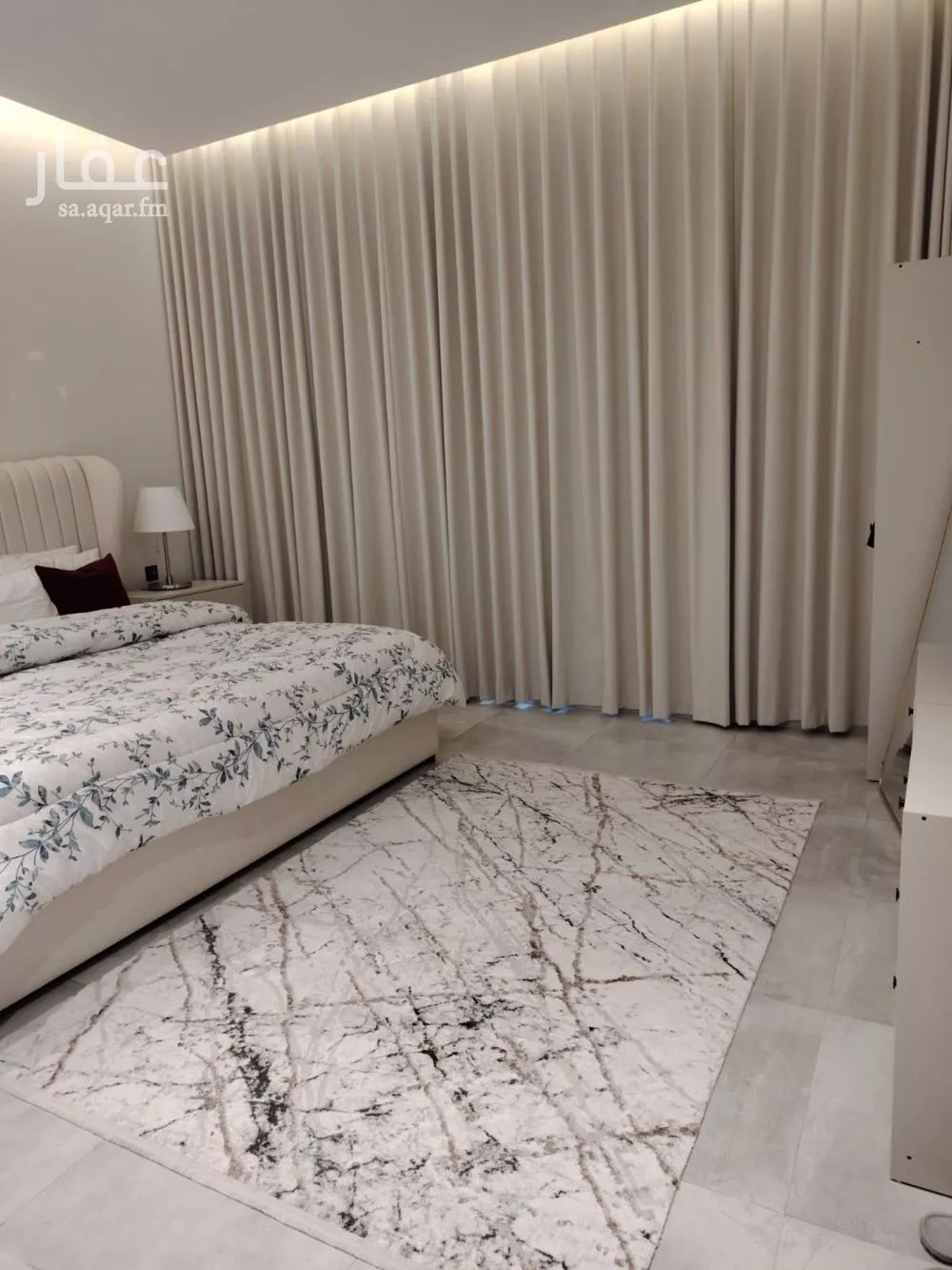 شقة 3 غرف في الملقا 2