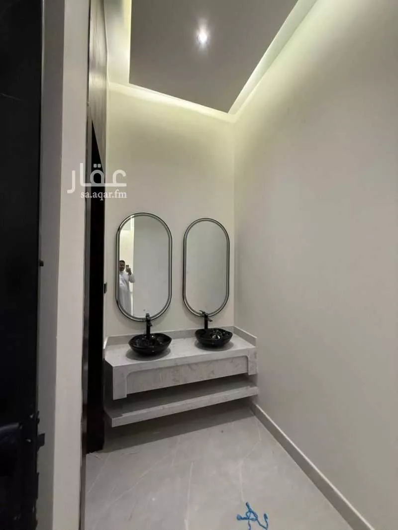 7 bedroom villa in Ash Sharq 4