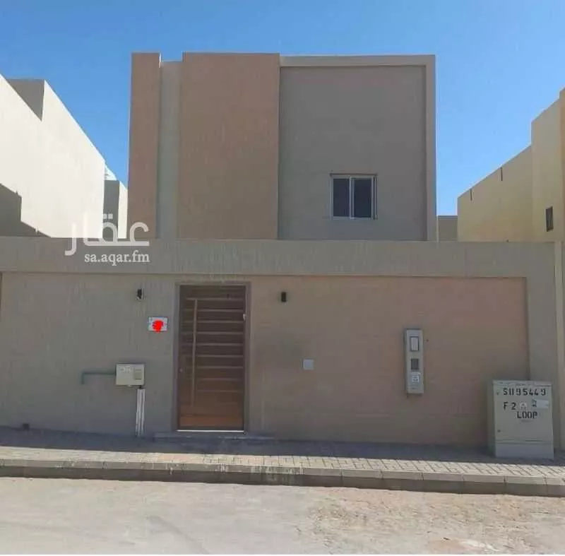 فيلا 7 غرف في الجنادرية 1