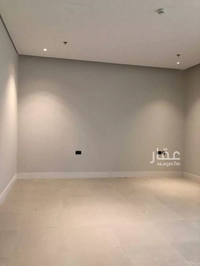 شقة 3 غرف في الروضة 3