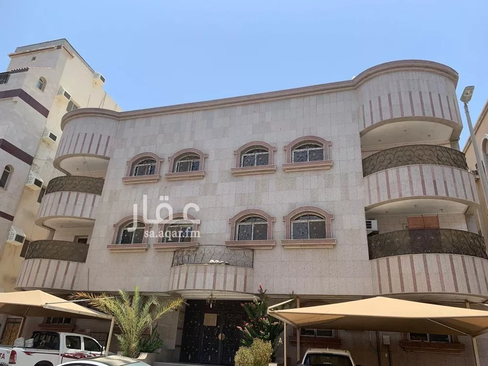 شقة 5 غرف في النسيم 1