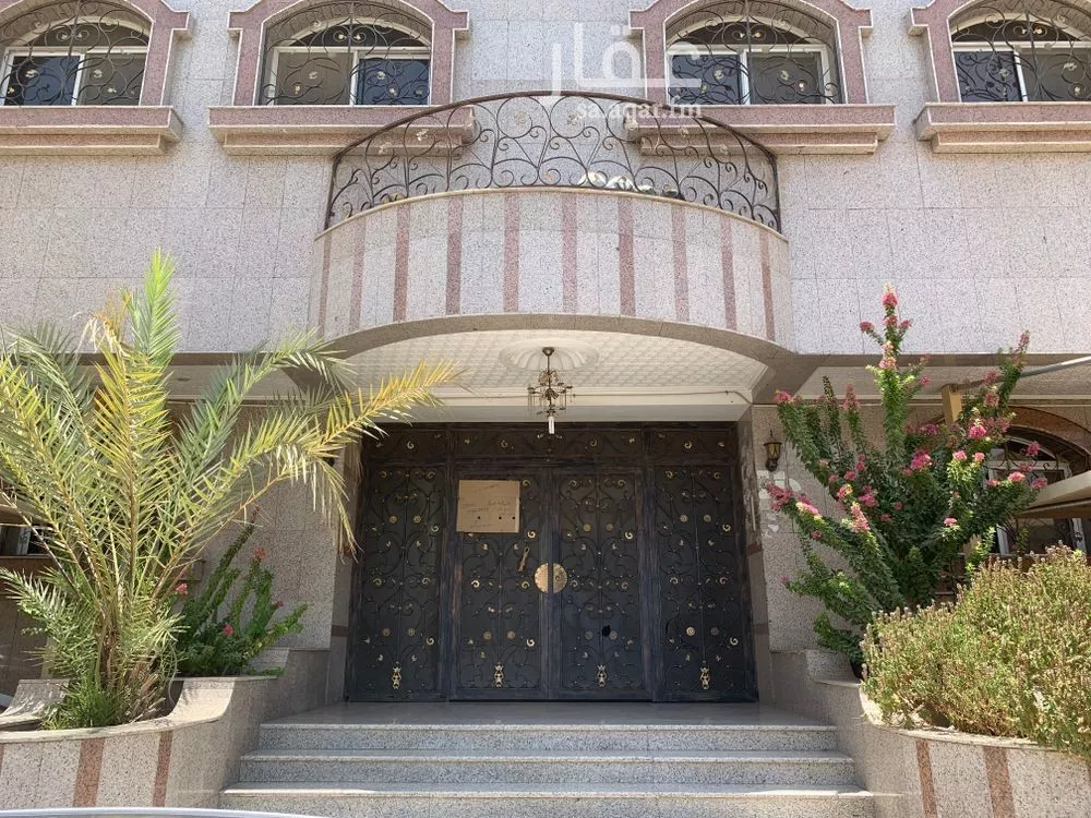 شقة 5 غرف في النسيم 2