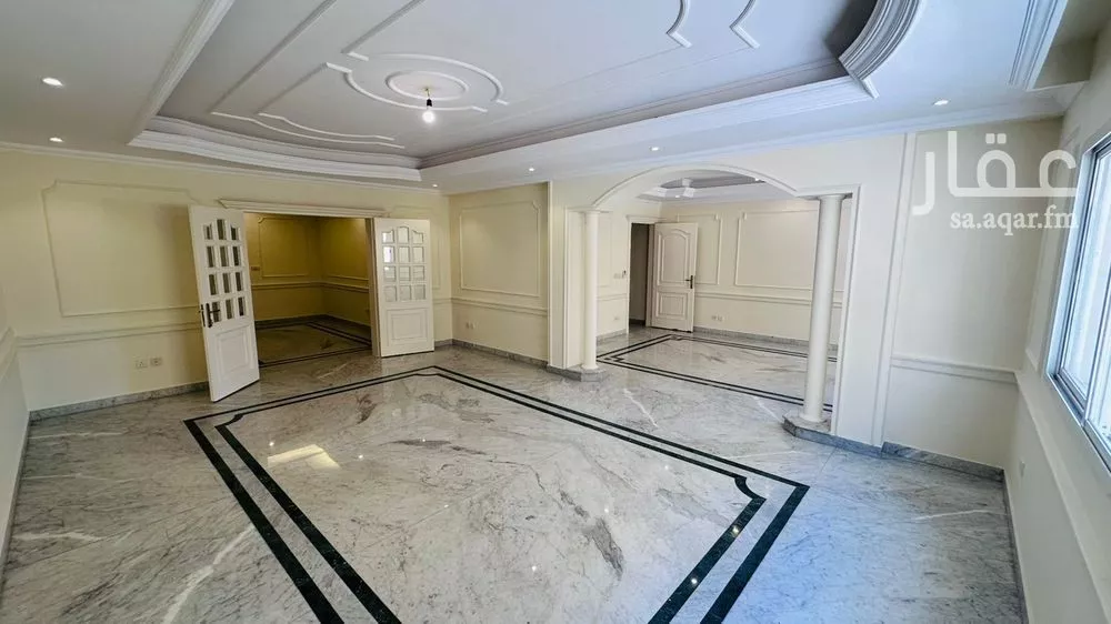 6 bedroom apartment in Al Zahra 3
