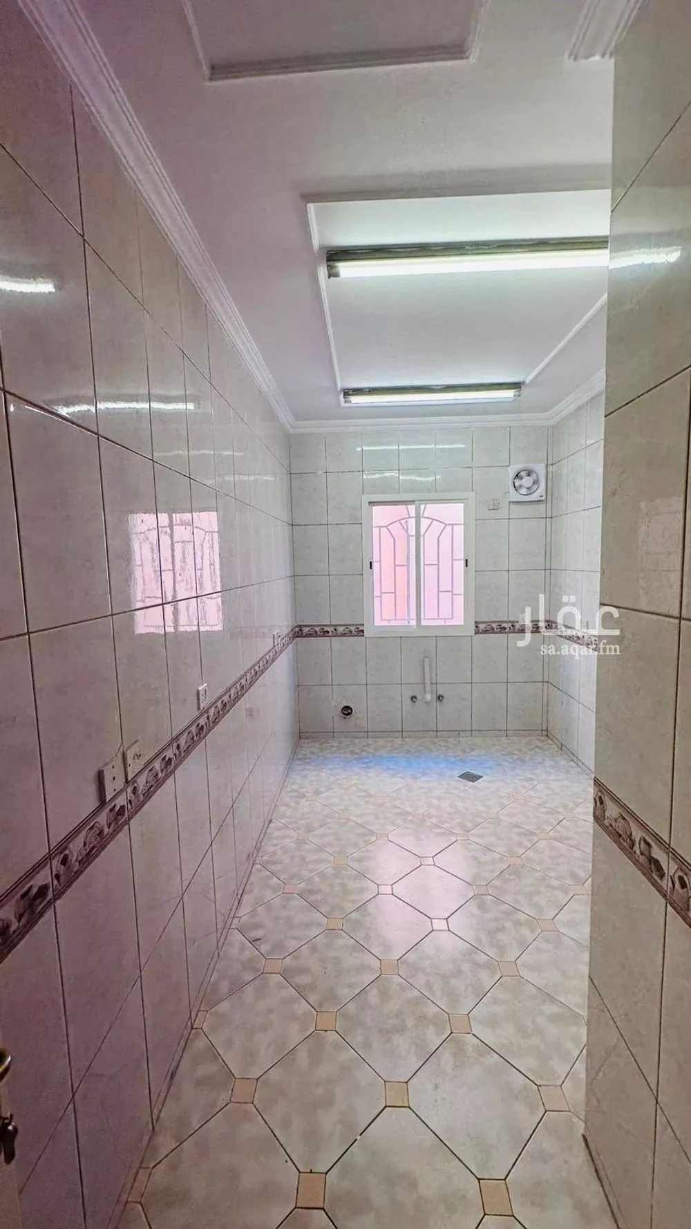 6 bedroom apartment in Al Zahra 5