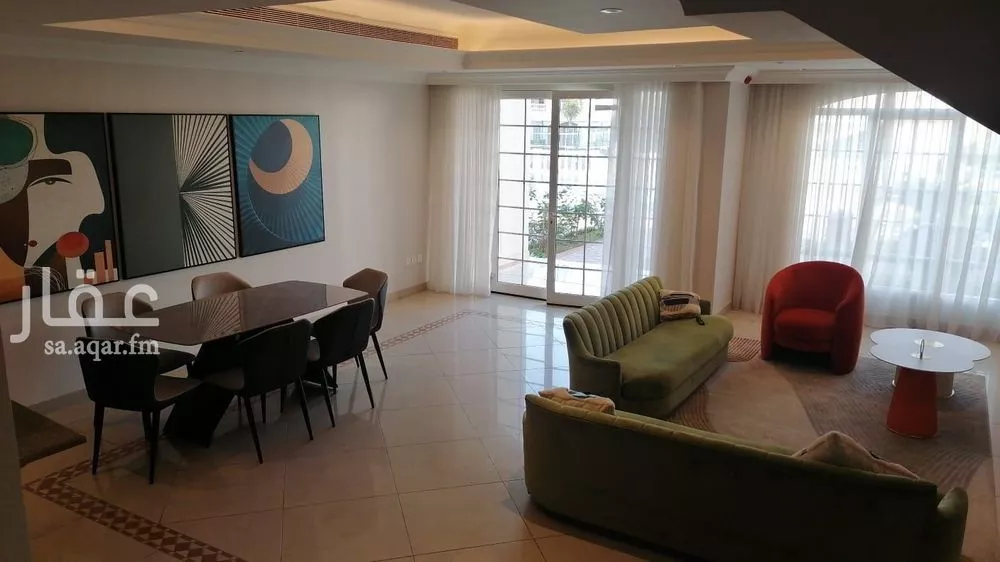 فيلا 3 غرف في الروضة 5