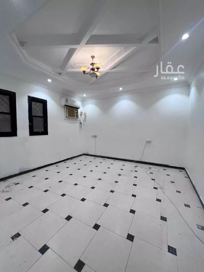 فيلا 4 غرف في الروابي 3