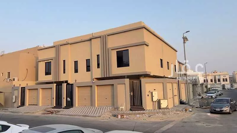 شقة 5 غرف في ضاحية الملك فهد 2