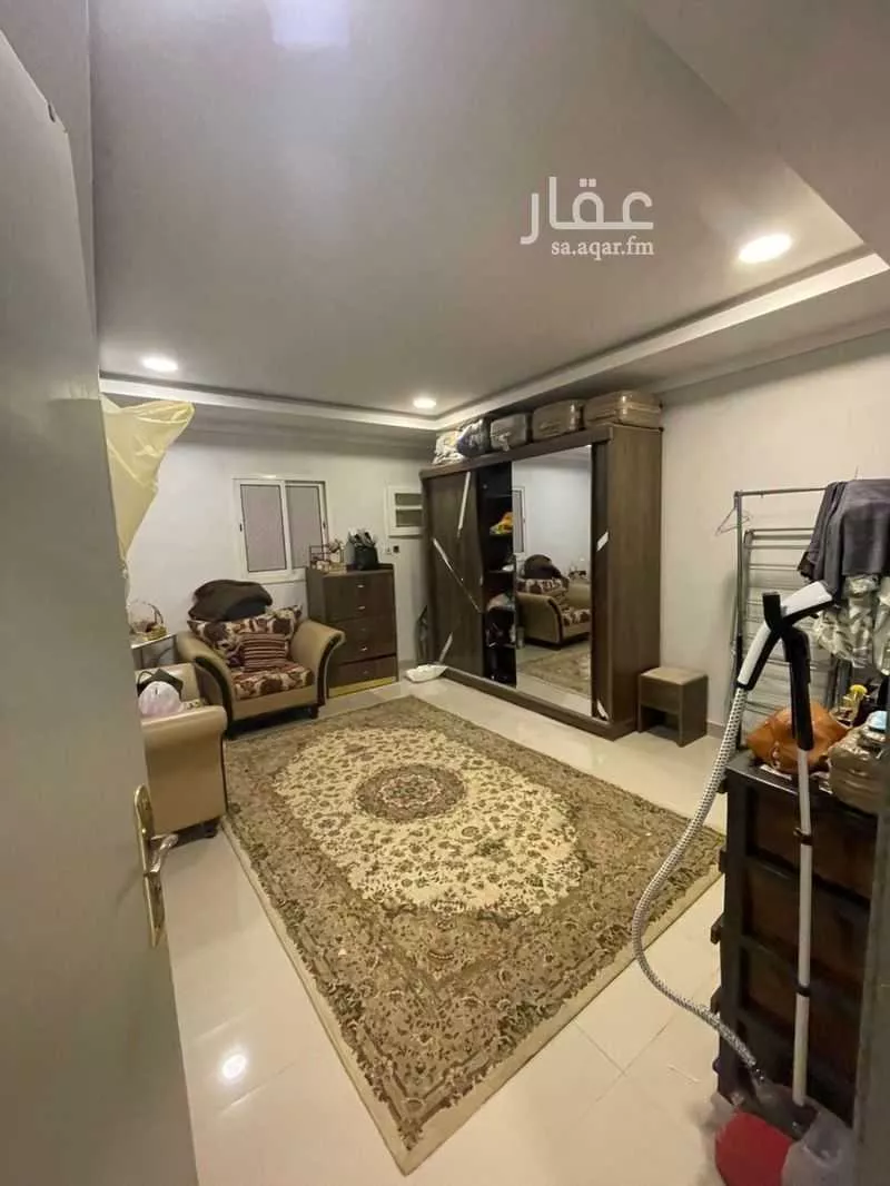 شقة 5 غرف في النور 4