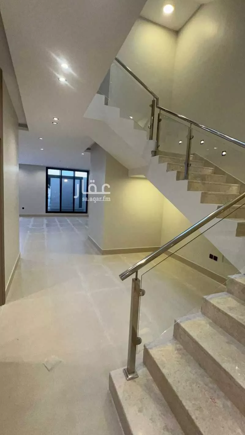 6 bedroom villa in Ash Shulah, Eastern Province 17